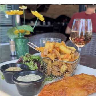 Fish and fries plate
